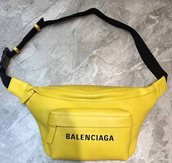 Balenciaga Everyday Beltpack in Yellow 