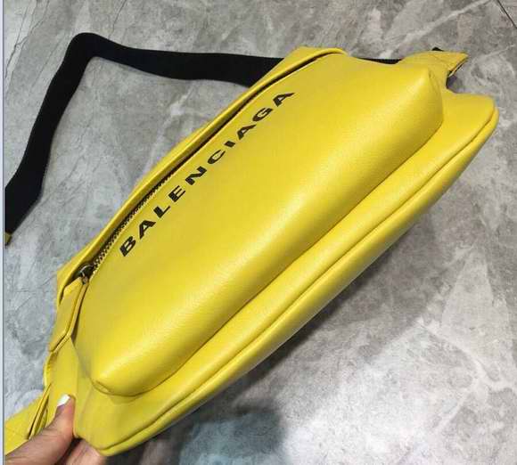 Balenciaga Everyday Beltpack in Yellow 